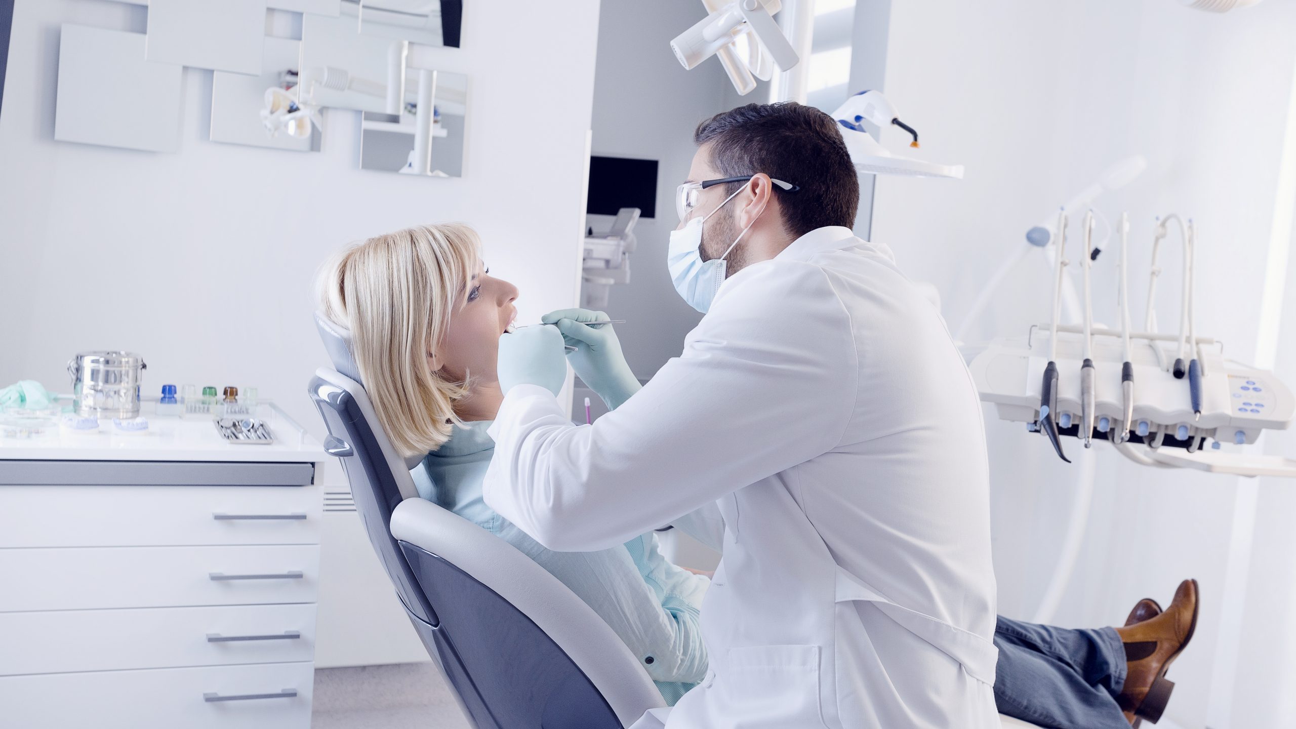 Dentist in Osteen, FL